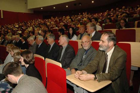 Photo no. 13 (38)
                                                         Uroczysta sesja z okazji jubileuszu Profesora Antoniego Jackowskiego
                            